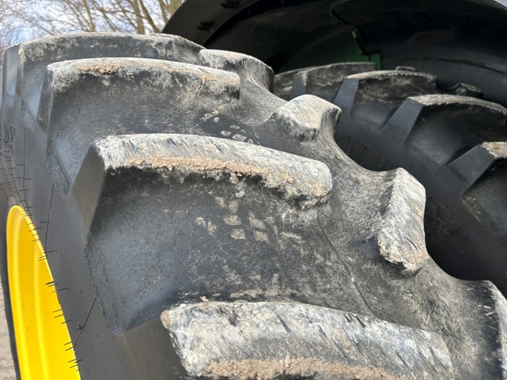 2014-john-deere-8270r-image-66