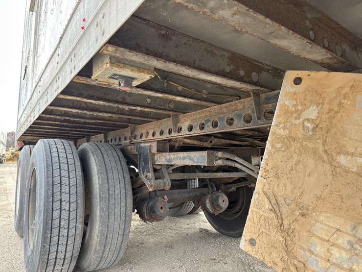 caterpillar-365-kw-image-14