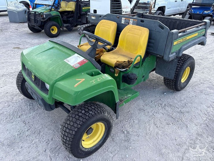 2012-john-deere-gator-image-1