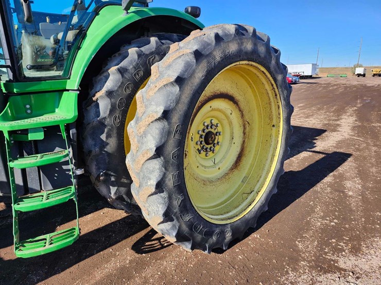 2007-john-deere-8430-image-57