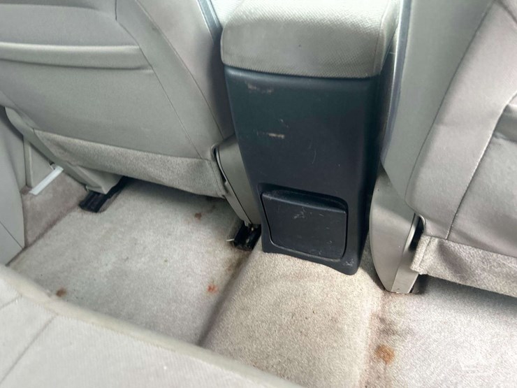 2013-nissan-rogue-image-22