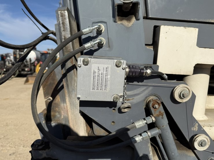 2009-wirtgen-w120f-image-67