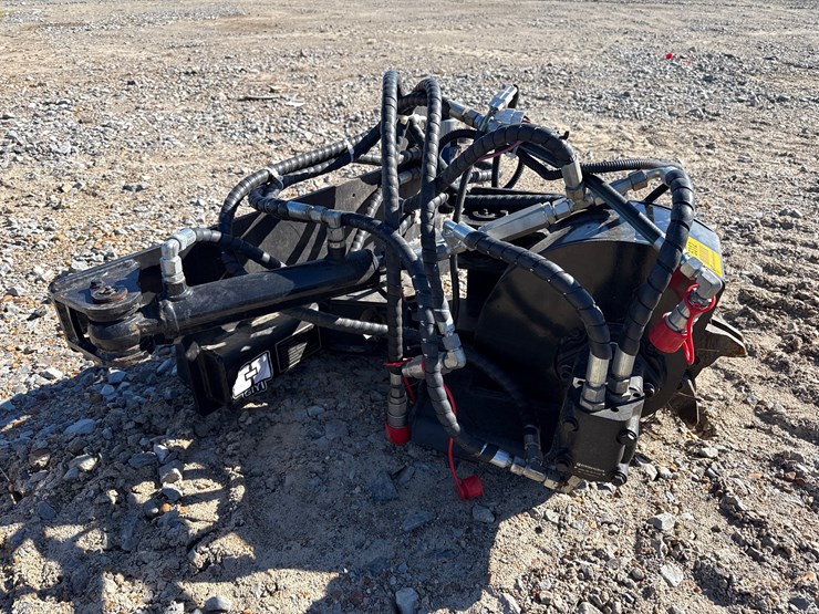 #5312-•-iranch-irlsg-mini-skid-steer-stump-grinder-image-2