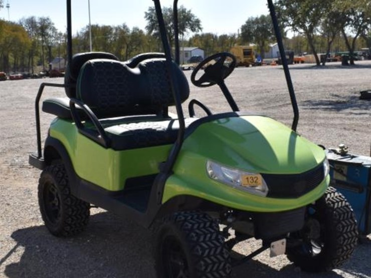 club-car-golf-cart-w/-new-motor-(gas)-(serial-#-0104487)-(k)-image-2