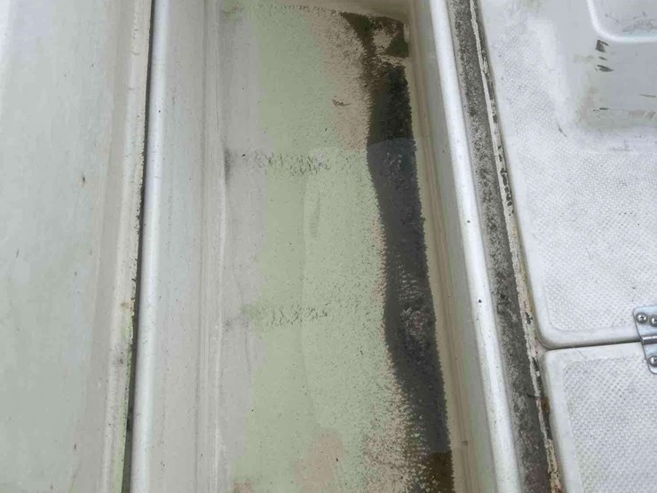 1992-byq-boat-and-trailer-image-32