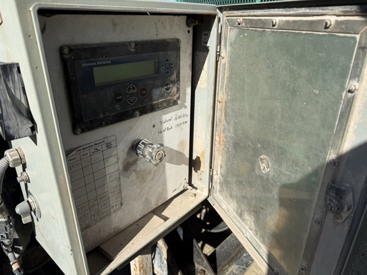 #1915-•-volvo-penta-twin-disc-pto-generator-image-12