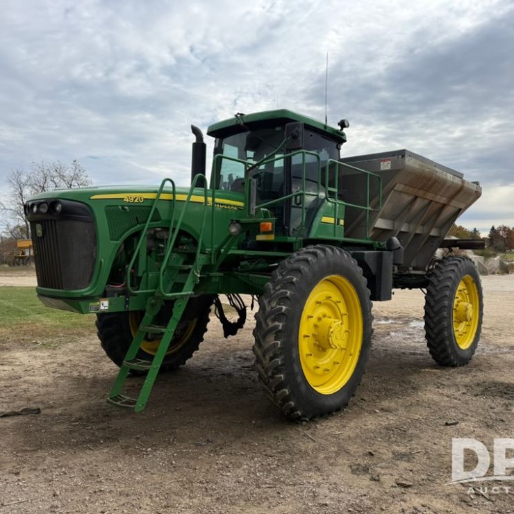 JOHN DEERE 4920
