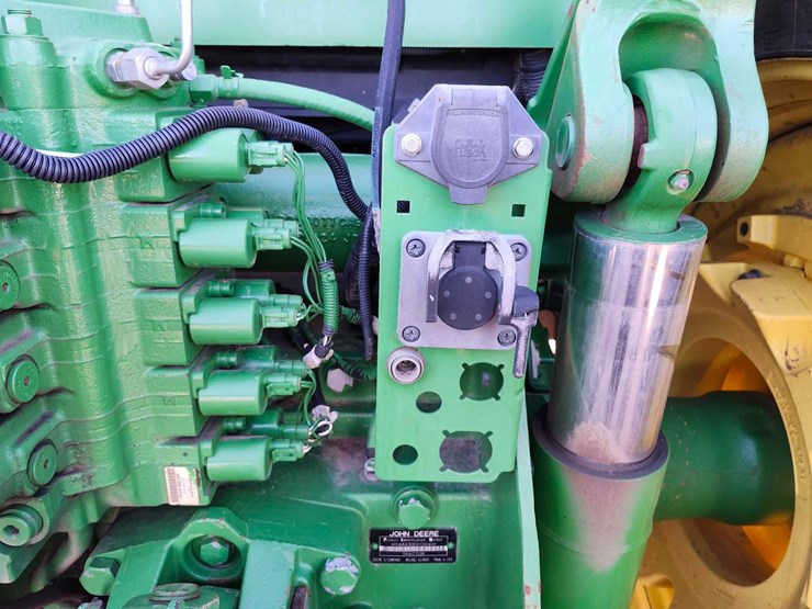 2007-john-deere-8430-image-45