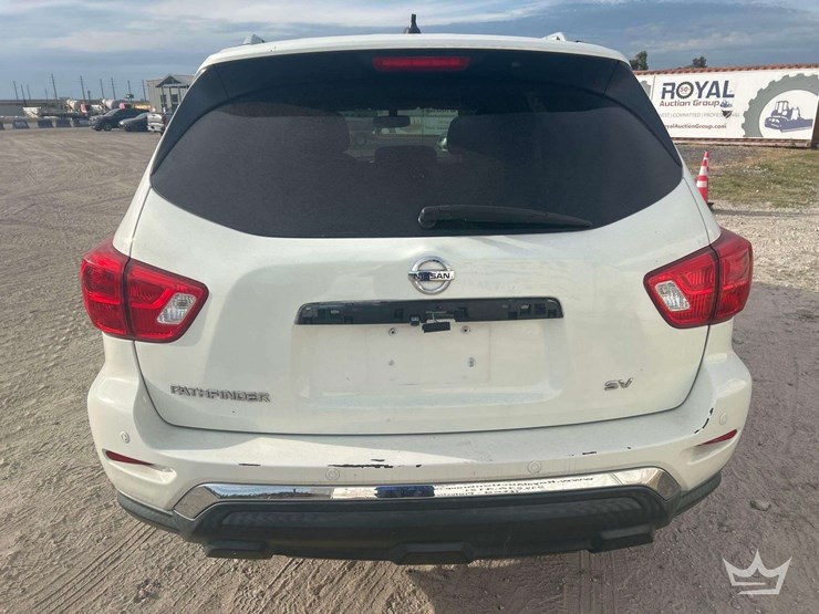 2018-nissan-pathfinder-image-21