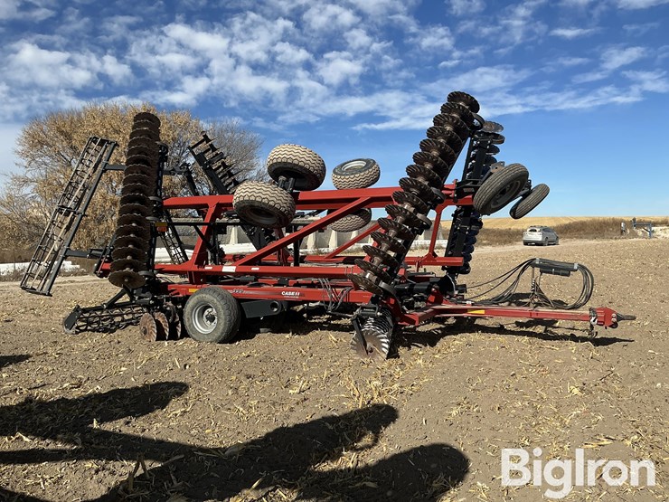 2016-case-ih-2016-image-4