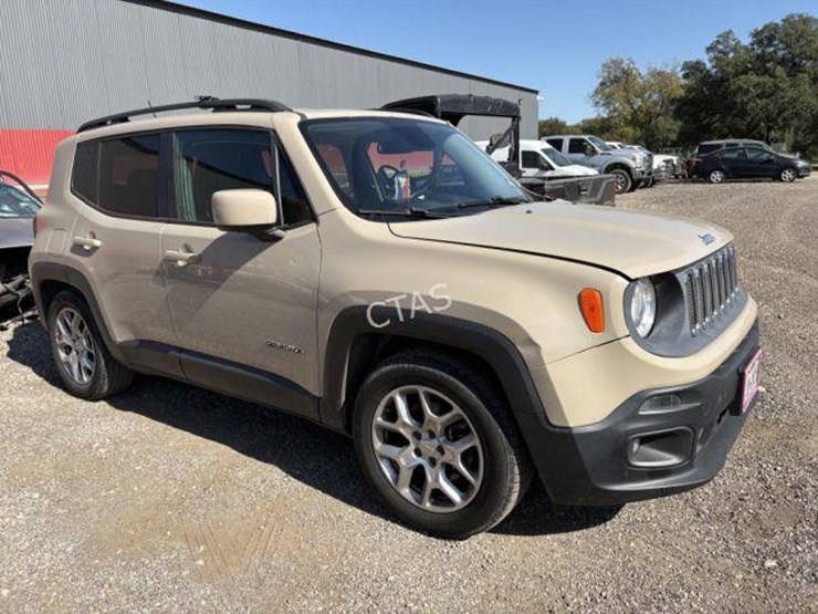 2015-jeep-renegade-image-2