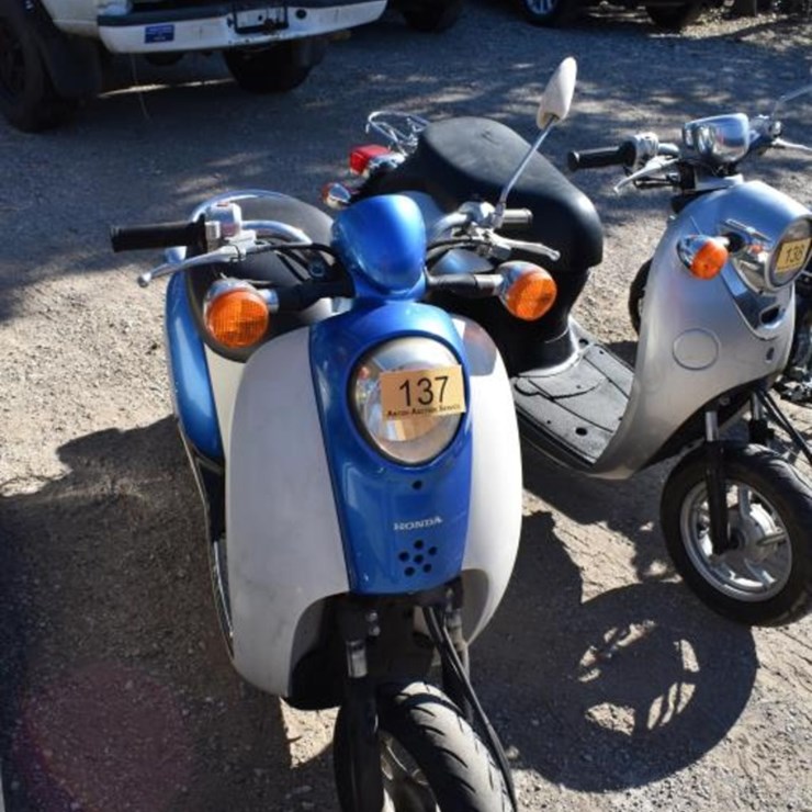 2008 HONDA METROPOLITAN MOPED (VIN # JH2AF60088K601301) (SHOWING APPX 9,313