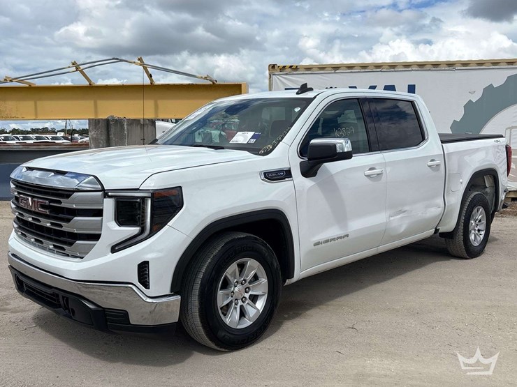 2023-gmc-sierra-1500-image-1