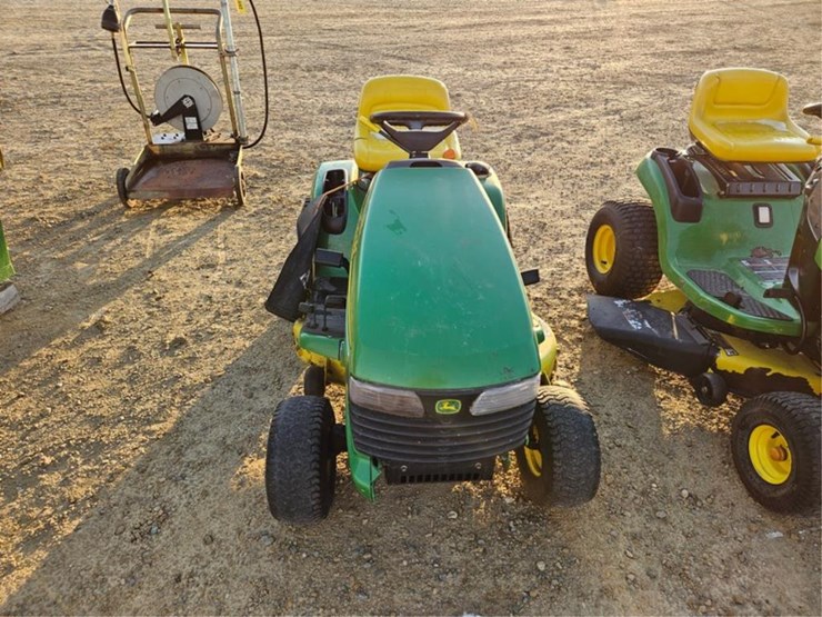 john-deere-lt150-image-8