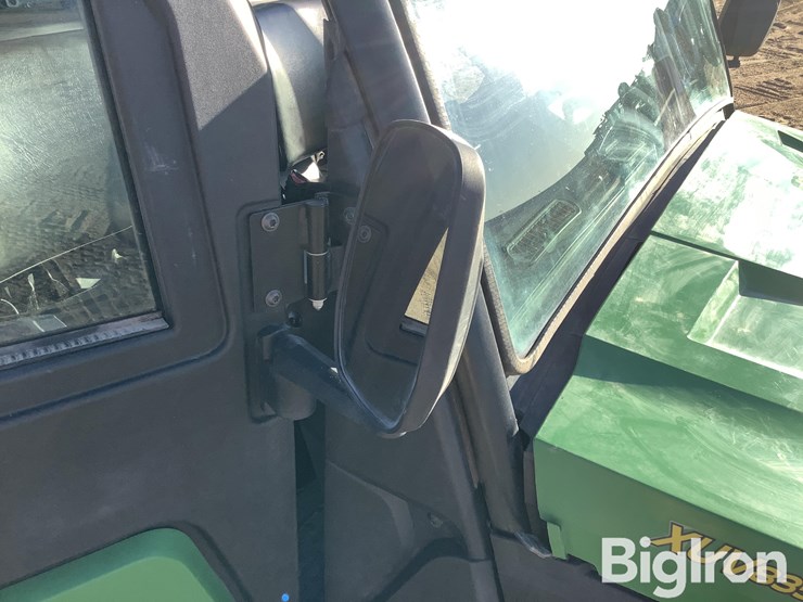 2023-john-deere-gator-image-17