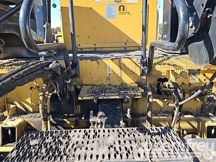 2012-caterpillar-ap-655d-image-32