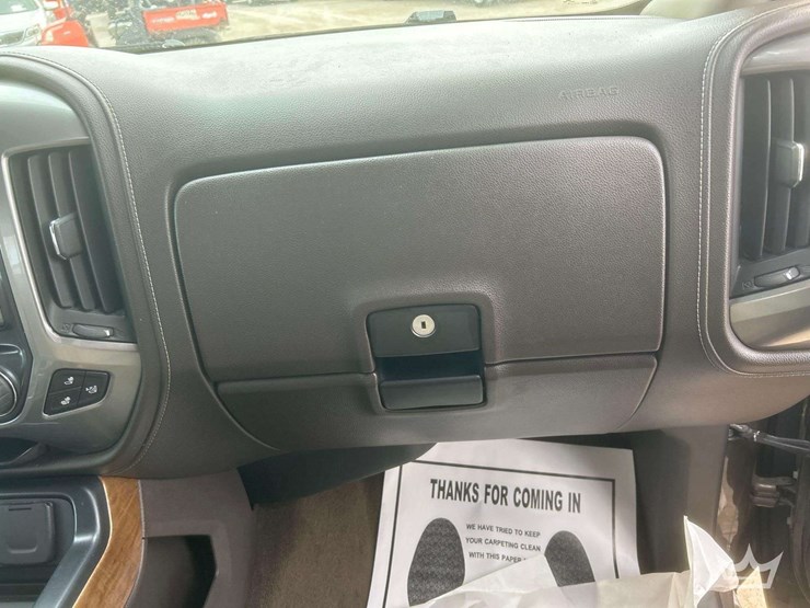 2014-chevrolet-silverado-4x4-crew-cab-pickup-truck-image-20