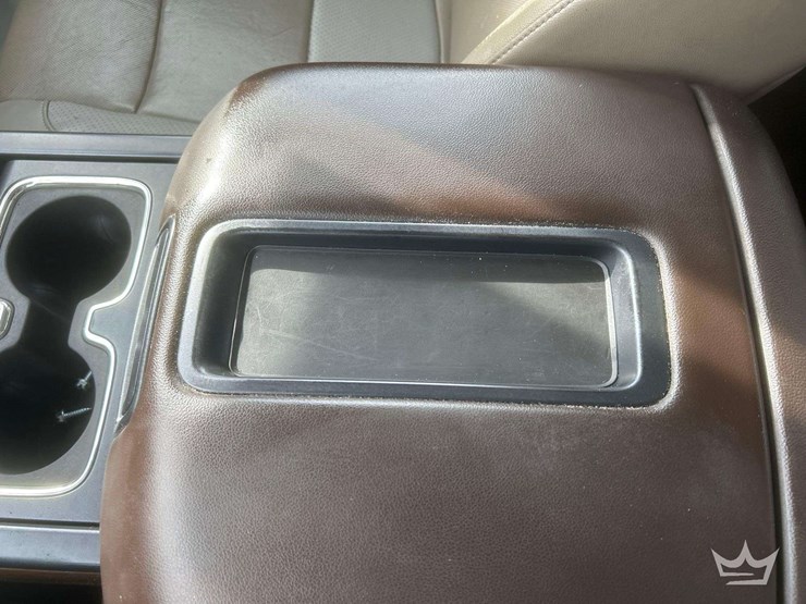 2014-chevrolet-silverado-4x4-crew-cab-pickup-truck-image-31