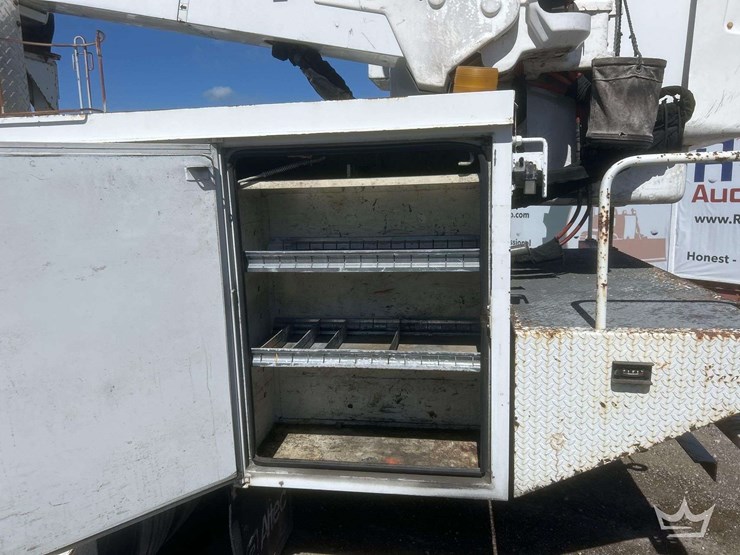 2006-international-durastar-4300-image-30