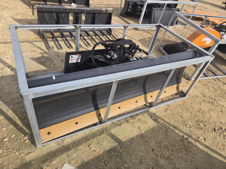 #5968-•-new-wolverine-skid-steer-6-way-dozer-blade-image-6