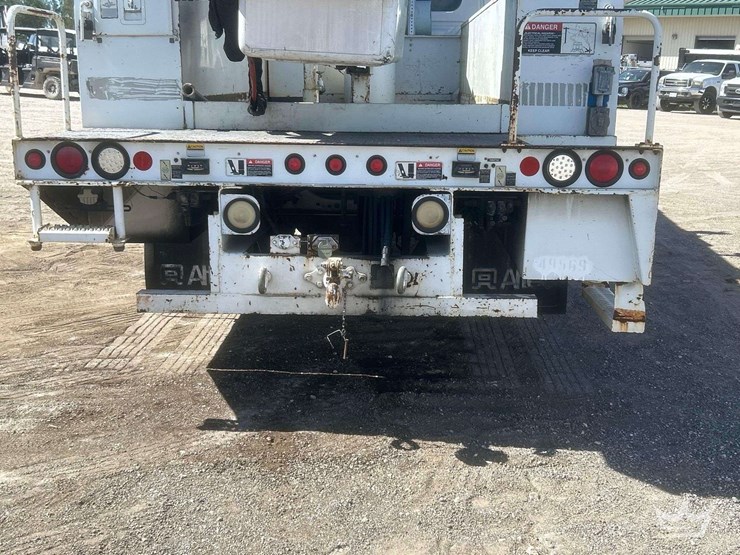 2006-international-durastar-4300-image-33