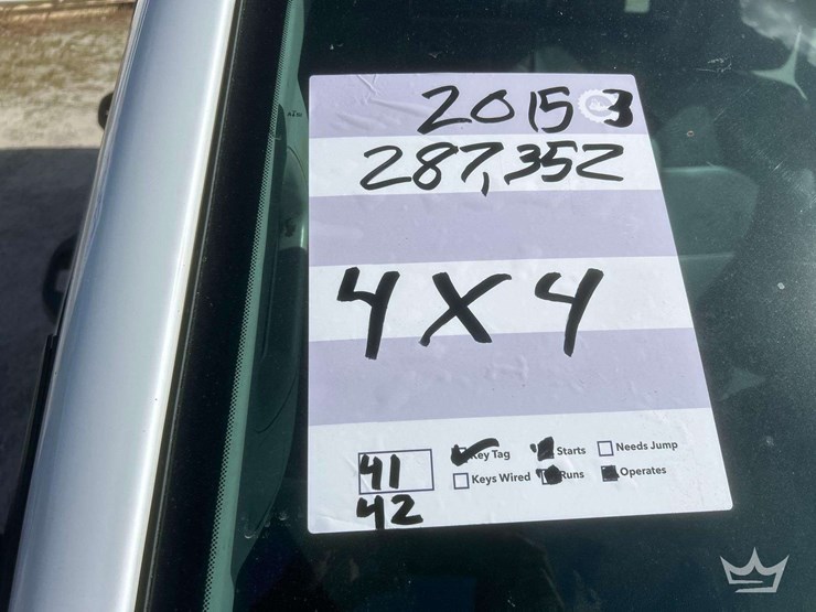 2015-chevrolet-silverado-2500-image-33