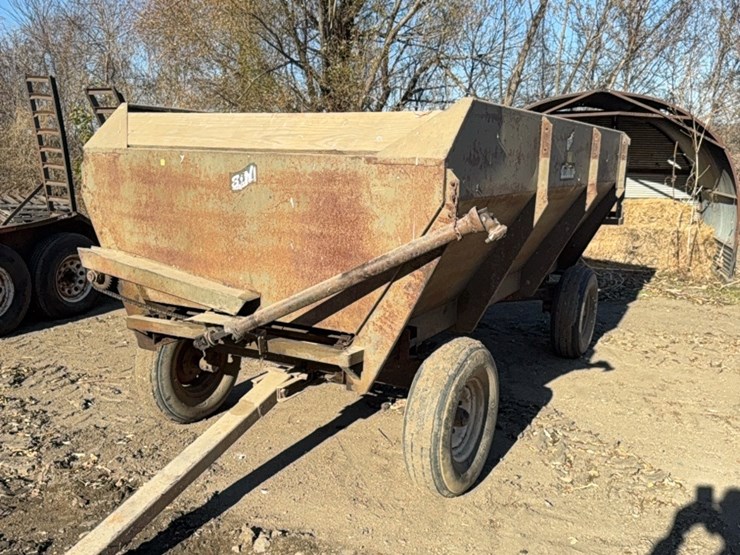 s&n-silage-wagon---pto-image-2