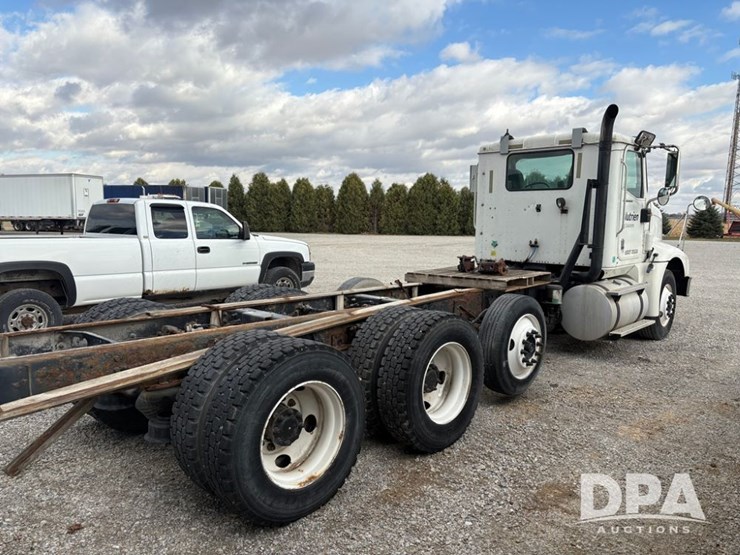 2006-ihc-9200i-truck-(pz14171,-unit-99451)-image-6