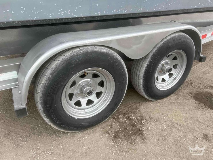 1992-byq-boat-and-trailer-image-36