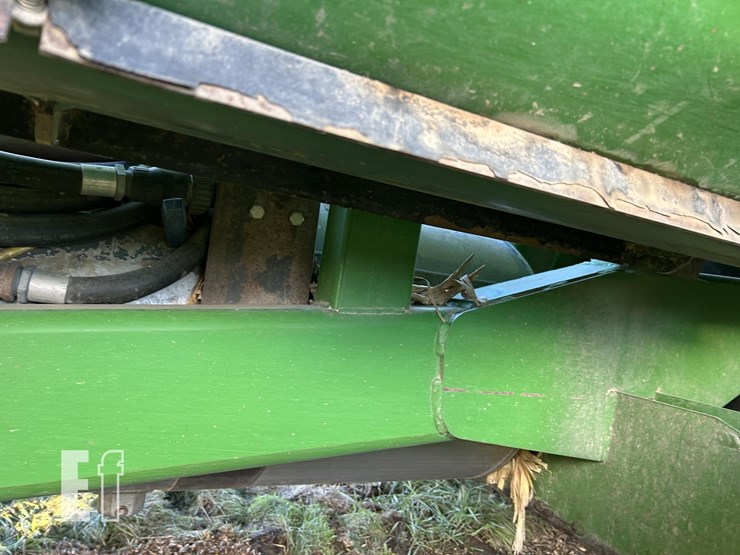 2010-parker-1348-image-48