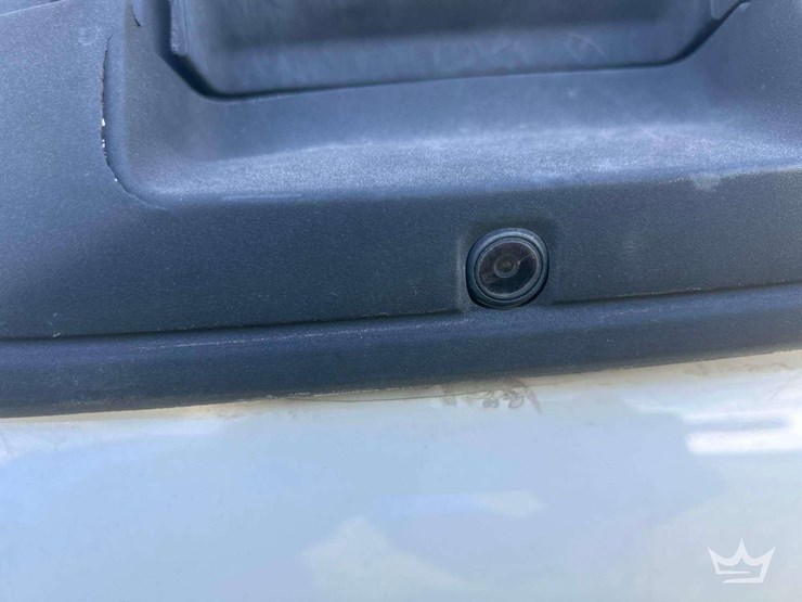 2015-chevrolet-silverado-2500-image-13