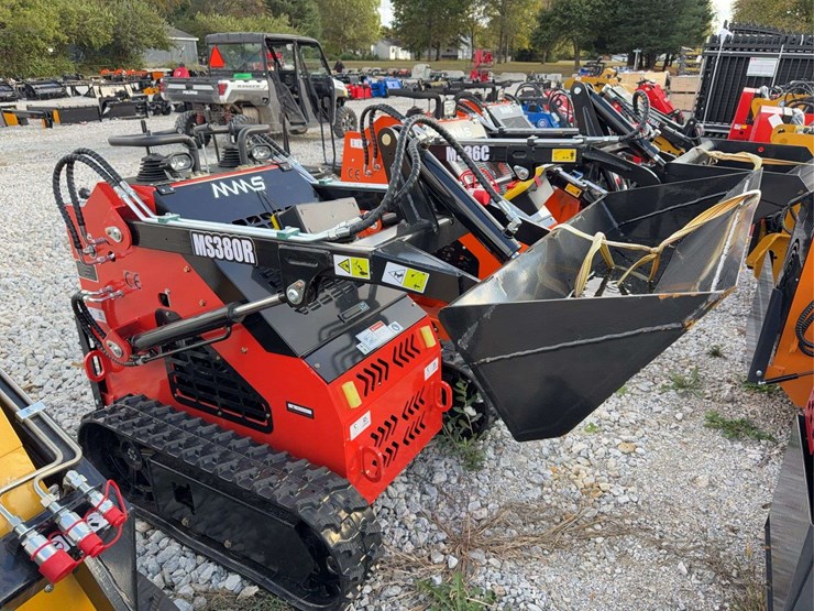 skid-steer-loader-image-2