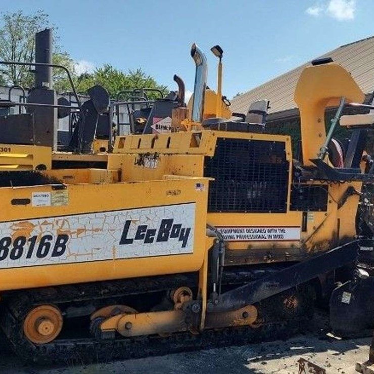 2012 LeeBoy 8816B Wheel Asphalt Paver w/Omini
