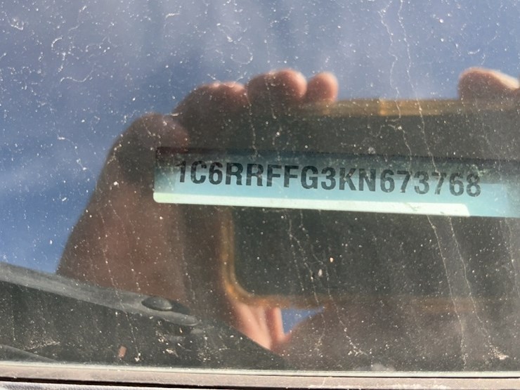 2019-ram-1500-big-horn-image-25