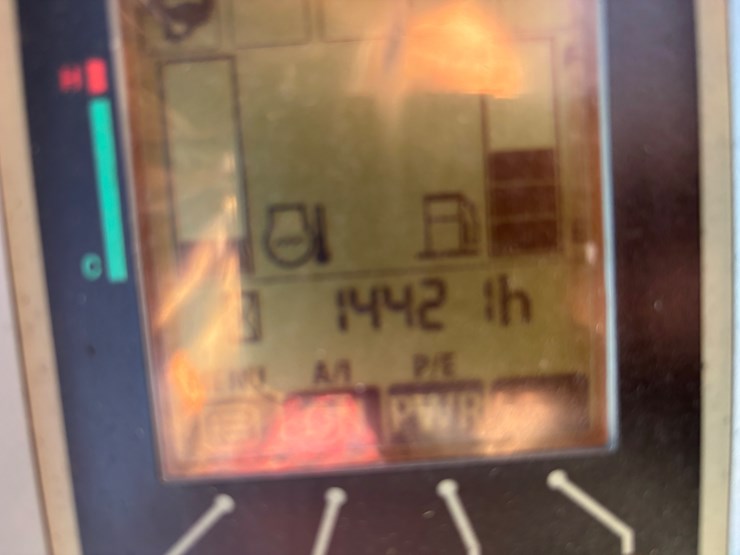 2021-deere-50g-image-18