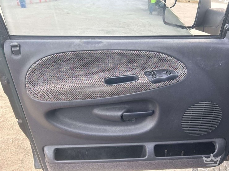 1999-dodge-ram-1500-image-15