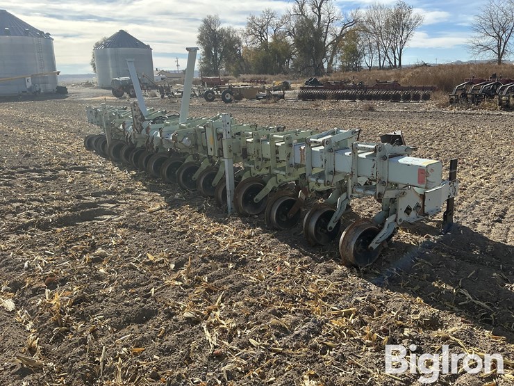orthman-16r22"-ditcher/cultivator-w/-sleds-image-1