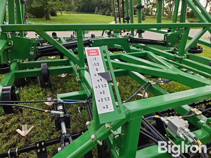 2021-great-plains-8333dv-image-18