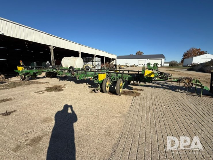 john-deere-1770-image-1
