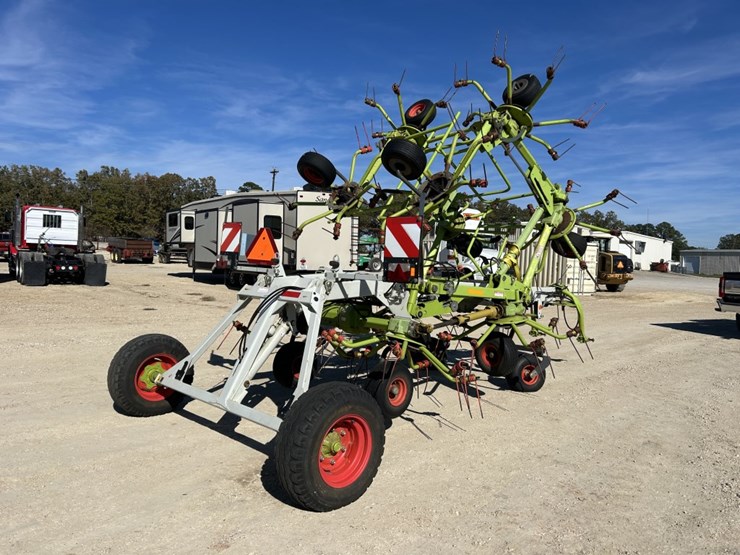 2016-claas-volto-1300t-image-3