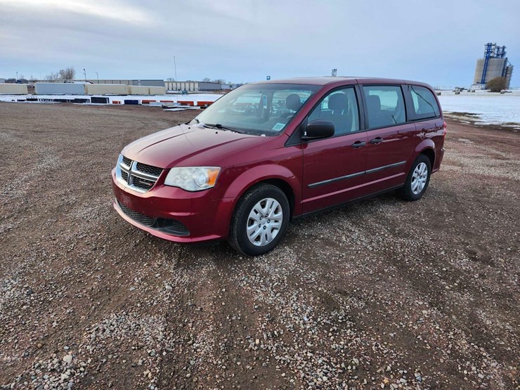 2014-dodge-grand-caravan-se-image-1