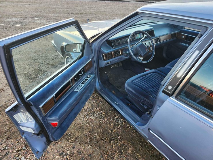 1985-oldsmobile-ninety-eight-regency-image-63