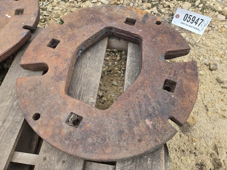 #5947-•-(3)-ih-150#-rear-full-wheel-weights-image-3