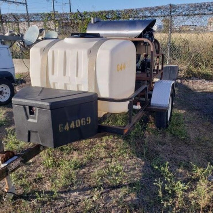 Heated Pressure Washer with Honda Engine on Trailr