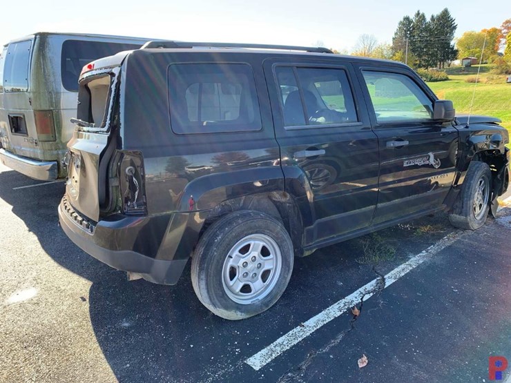 2014-jeep-patriot-image-2