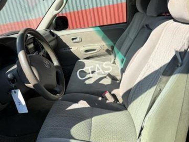 2006-toyota-tundra-image-8