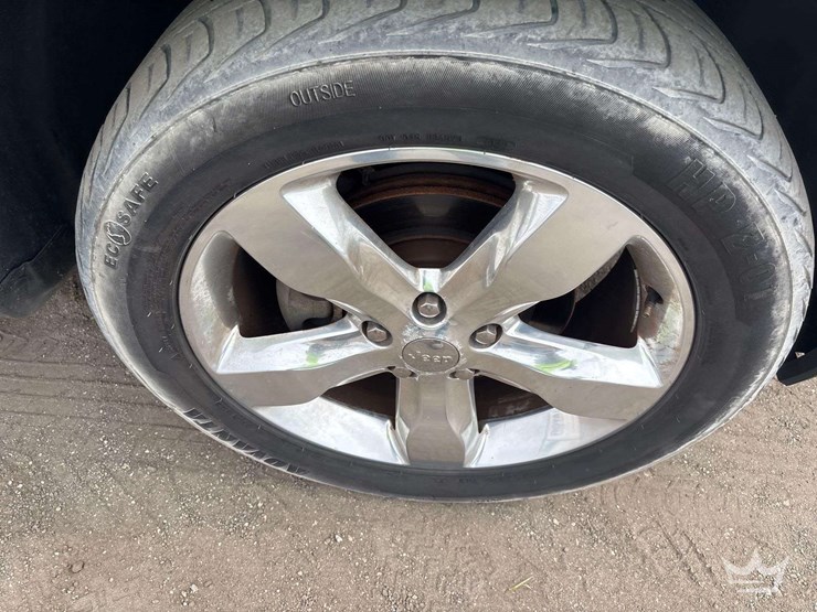 2012-jeep-grand-cherokee-image-23