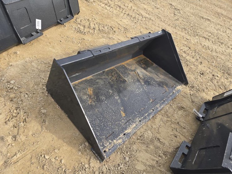 #5995-•-new-wolverine-track-duty-66"-bucket-lpb-11-66w-image-1