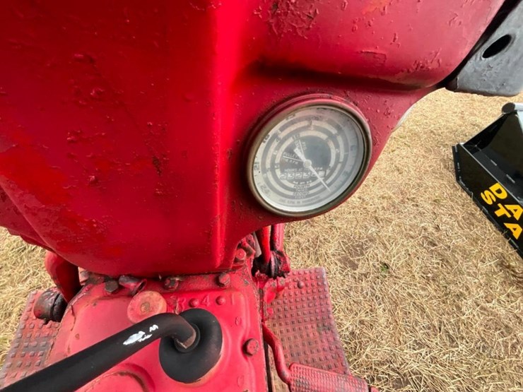 1950-ford-8n-image-13