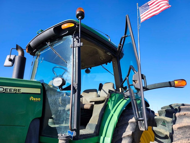 2007-john-deere-8430-image-46